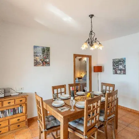 בית נופש Gorgeous Bedel